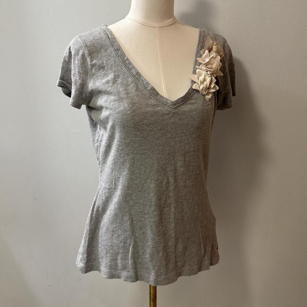 Y2K‎ Hollister V Neck Grey Shirt With Flowers Size Women's Large